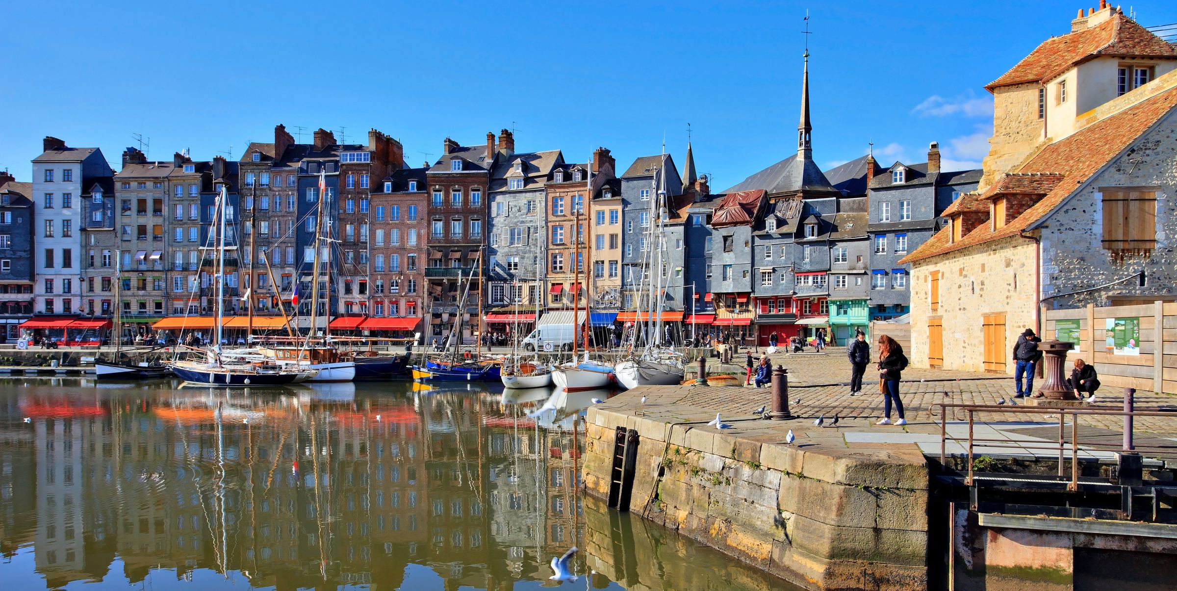 La ville de Honfleur près de l'agence d'emploi Inter'Auge